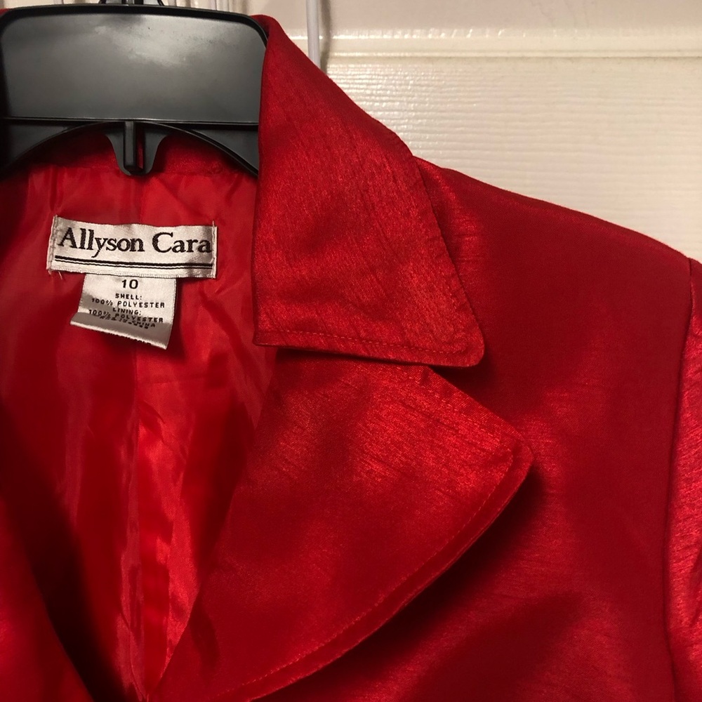 Allyson Cara Red Two-Piece Satin Suit - Picture 6 of 15